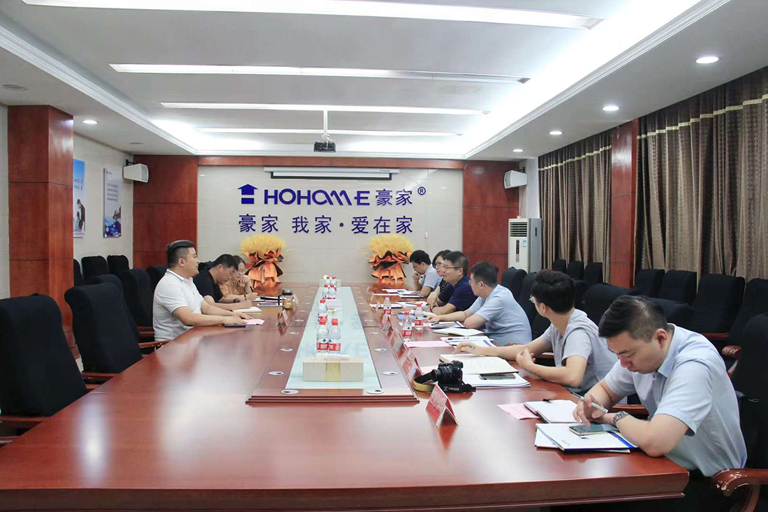 8月5日上午，北京證券交易所華東區(qū)副首席代表蔣天剛，安徽省股交中心董事會秘書孔令貴等一行蒞臨豪家集團2